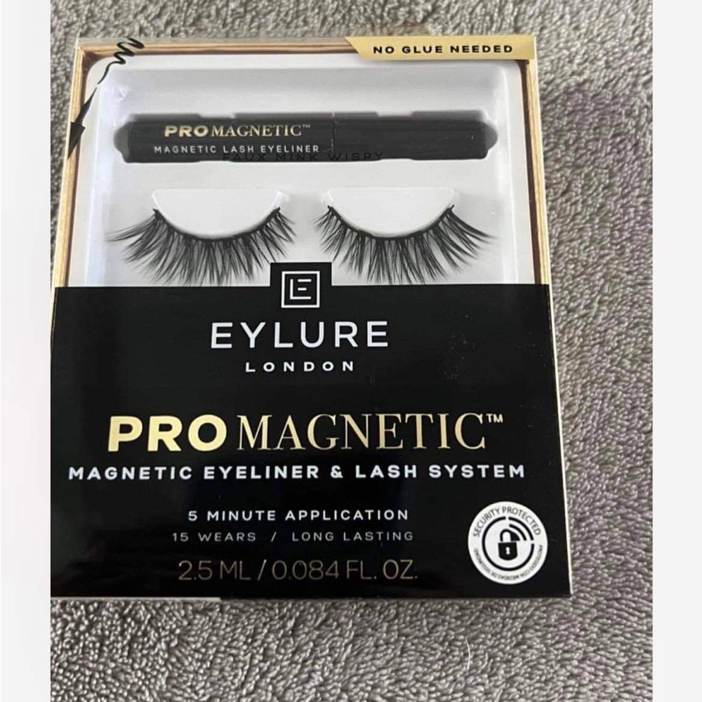 Magnetic Lashes